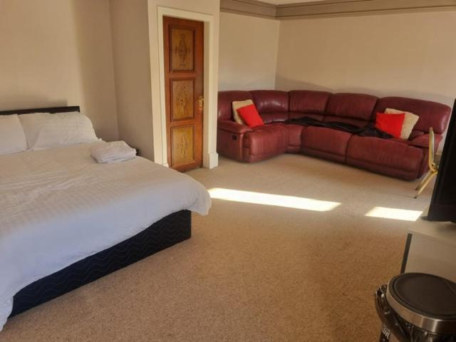 Commercial Hotel Insch Экстерьер фото